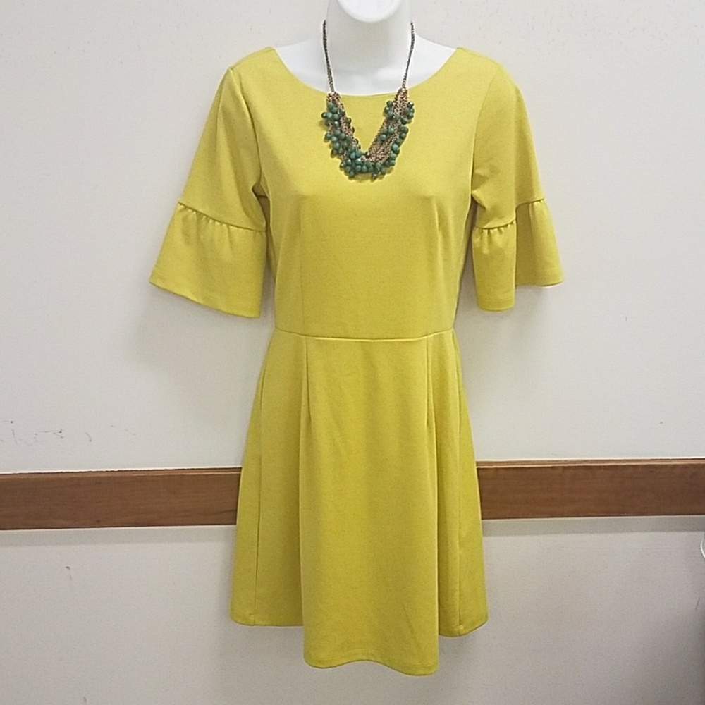 NWT Asos yellow dress with ruffeled‎ sleeves